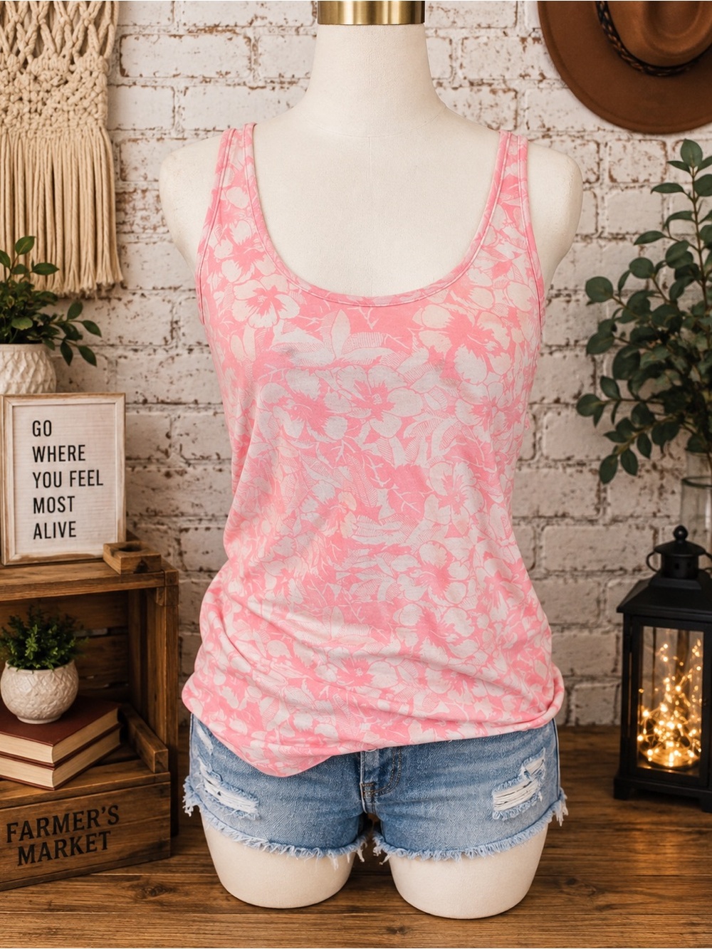 Pretty in PINK Tank Top 💋